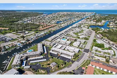 5197 Silent Loop #121, New Port Richey, FL 34652 - Photo 38