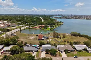 7912 Garden Dr N, Saint Petersburg, FL 33710 - Photo 62