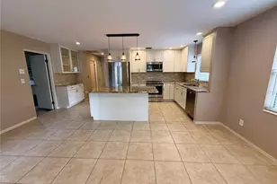 8184 24th Ave N, Saint Petersburg, FL 33710 - Photo 6