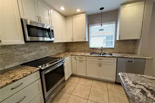 8184 24th Ave N, Saint Petersburg, FL 33710 - Photo 8