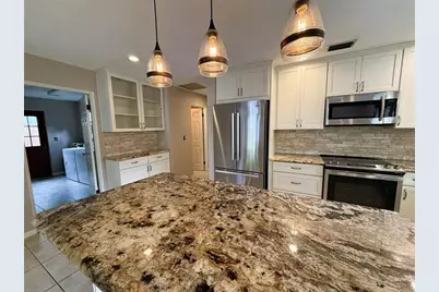 8184 24th Avenue N, Saint Petersburg, FL 33710 - Photo 10