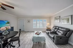 2043 Denmark St, Clearwater, FL 33763 - Photo 6