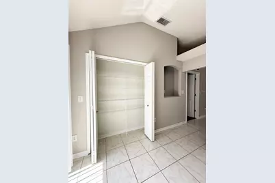 6043 Pointe Pleasant Boulevard, Wesley Chapel, FL 33545 - Photo 10