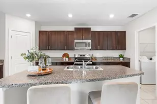 7048 Samuel Ivy Dr, Tampa, FL 33619 - Photo 12