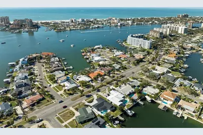 475 Island Way, Clearwater Beach, FL 33767 - Photo 38