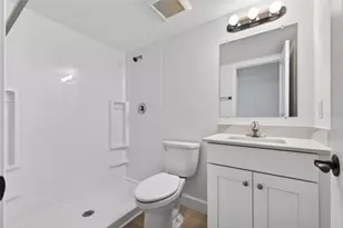 200 1st Ave, Saint Pete Beach, FL 33706 - Photo 16