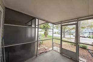7522 Hollowell Dr, Tampa, FL 33615 - Photo 44