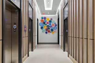 275 1st Ave, Saint Petersburg, FL 33701 - Photo 14