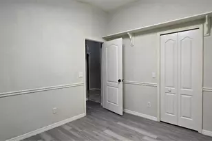 1810 Greystone Heights Dr, Valrico, FL 33594 - Photo 10