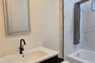 1810 Greystone Heights Dr, Valrico, FL 33594 - Photo 6