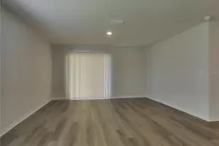 10749 Hidden Banks Gln, Parrish, FL 34219 - Photo 2