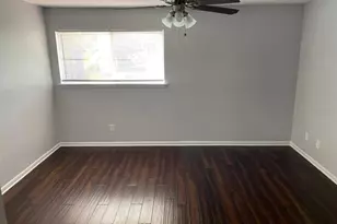 6340 Newtown Cir, Tampa, FL 33615 - Photo 6