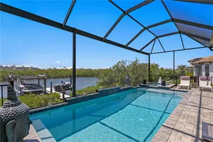 916 Seagrape Dr, Ruskin, FL 33570 - Photo 42