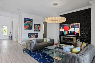 916 Seagrape Dr, Ruskin, FL 33570 - Photo 12