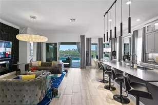 916 Seagrape Dr, Ruskin, FL 33570 - Photo 8