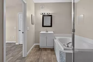 16305 Enclave Village Dr, Tampa, FL 33647 - Photo 58