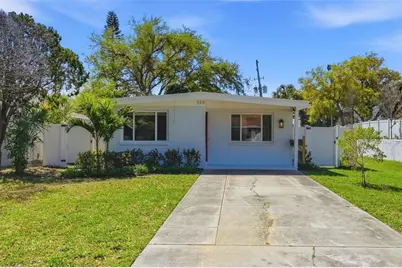 320 93rd Avenue N, Saint Petersburg, FL 33702 - Photo 1