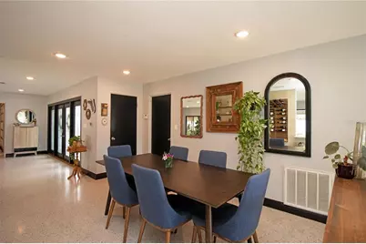 4438 Dr Martin Luther King Jr Street S, Saint Petersburg, FL 33705 - Photo 14