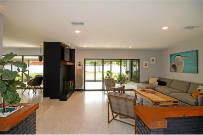 4438 Dr Martin Luther King Jr Street S, Saint Petersburg, FL 33705 - Photo 8