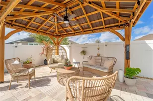 12347 Streambed Dr, Riverview, FL 33579 - Photo 6