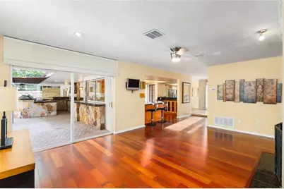 631 Gillette Avenue, Temple Terrace, FL 33617 - Photo 16