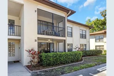 3323 Crystal Court E #B, Palm Harbor, FL 34685 - Photo 2