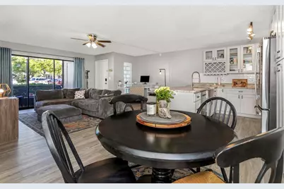 3323 Crystal Court E #B, Palm Harbor, FL 34685 - Photo 12