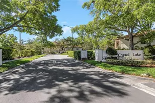 3323 Crystal Ct E, Palm Harbor, FL 34685 - Photo 38