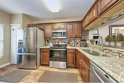 30243 Lacledes Lane, Wesley Chapel, FL 33543 - Photo 2