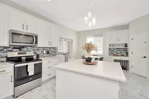 4612 Netherwood Dr, Tampa, FL 33624 - Photo 14