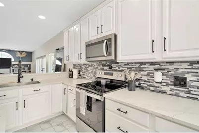 4612 Netherwood Drive, Tampa, FL 33624 - Photo 16