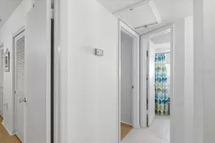 7787 39th Terrace N, Saint Petersburg, FL 33709 - Photo 22