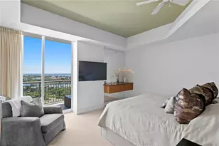 450 Knights Run Ave, Tampa, FL 33602 - Photo 22