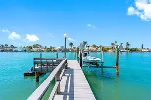 11260 5th St E, Treasure Island, FL 33706 - Photo 12