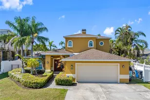 11260 5th St E, Treasure Island, FL 33706 - Photo 4