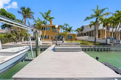 11260 5th Street E, Treasure Island, FL 33706 - Photo 6