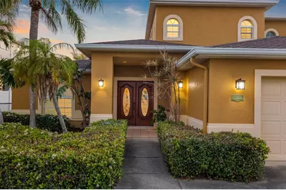 11260 5th Street E, Treasure Island, FL 33706 - Photo 14