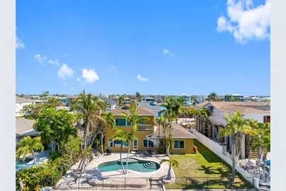 11260 5th Street E, Treasure Island, FL 33706 - Photo 8