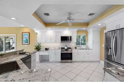 11260 5th Street E, Treasure Island, FL 33706 - Photo 24