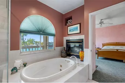 11260 5th Street E, Treasure Island, FL 33706 - Photo 50