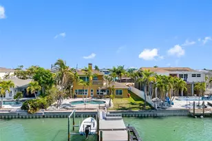 11260 5th St E, Treasure Island, FL 33706 - Photo 4