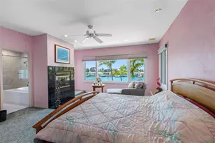 11260 5th St E, Treasure Island, FL 33706 - Photo 38