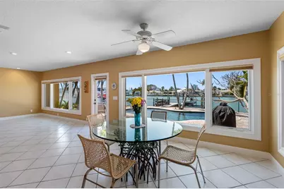 11260 5th Street E, Treasure Island, FL 33706 - Photo 22