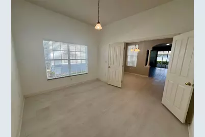 31819 Blythewood Way, Wesley Chapel, FL 33543 - Photo 10