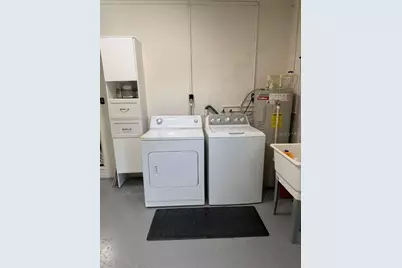 13216 Forest Hills Drive, Tampa, FL 33612 - Photo 38