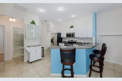 11142 Port Douglas Drive, New Port Richey, FL 34654 - Photo 10