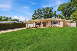 5275 32nd Ave N, Saint Petersburg, FL 33710 - Photo 2