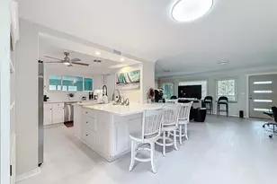 6170 7th Ave N, Saint Petersburg, FL 33710 - Photo 10