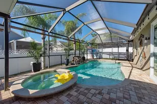 720 Sandy Hills Ave, Tarpon Springs, FL 34689 - Photo 2