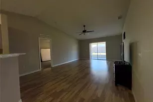 12626 Lake Vista Dr, Gibsonton, FL 33534 - Photo 8